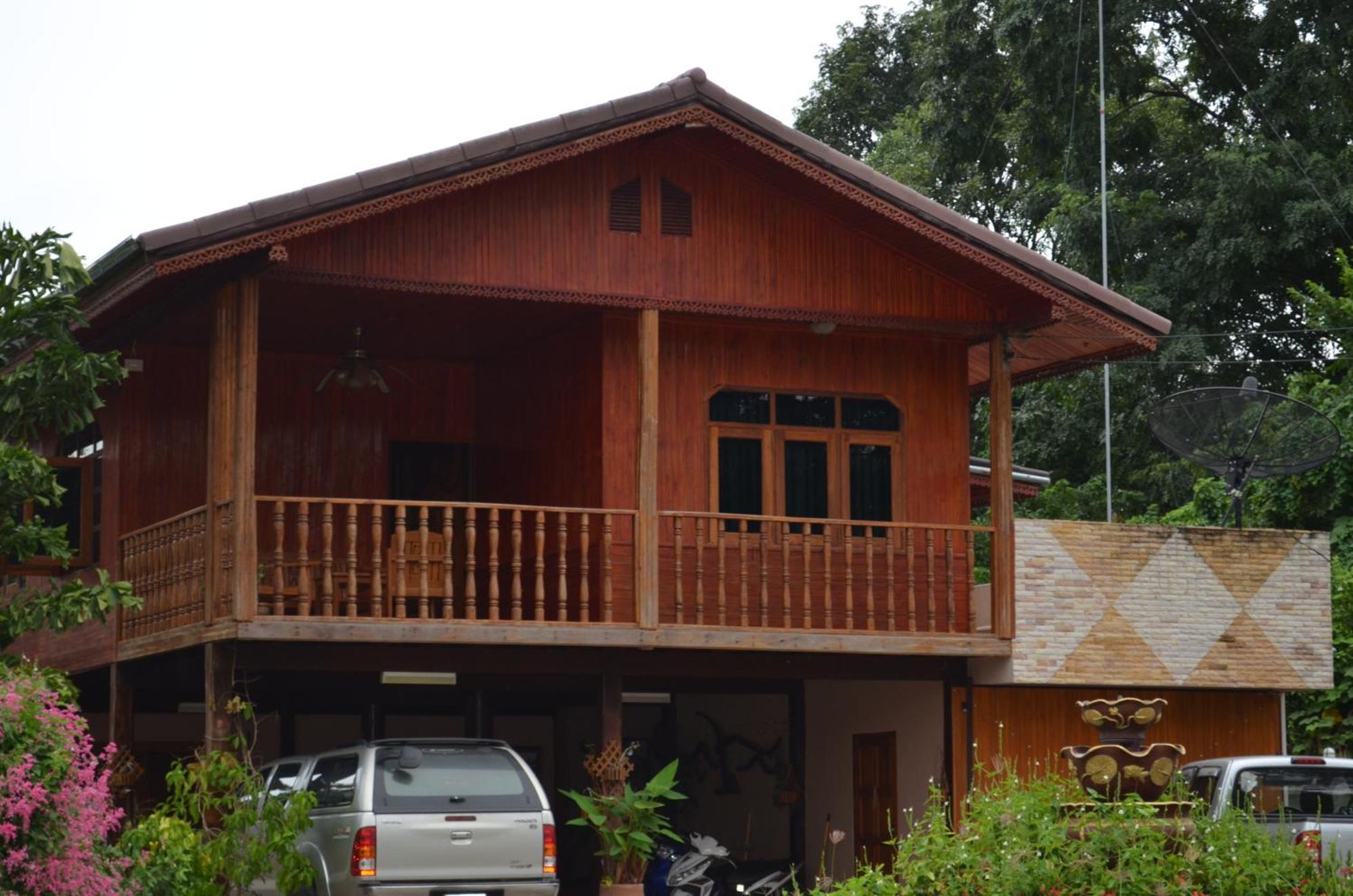 Home Stay Stc Bed And Breakfast Udon Thani Exterior photo